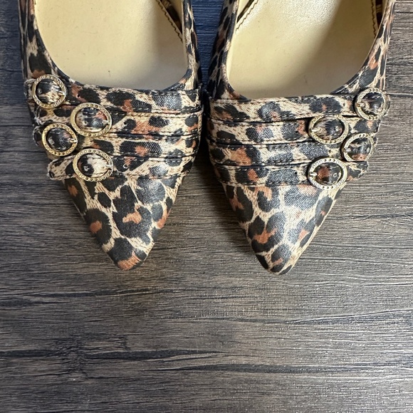 *KATHY VAN ZEELAND* Cheetah Print Pointed Toe Heels Size 9.5 - Picture 3 of 8